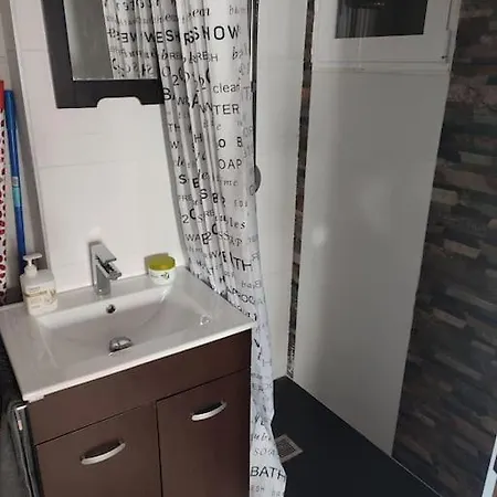 Cerca Plaza Pilar Apartament