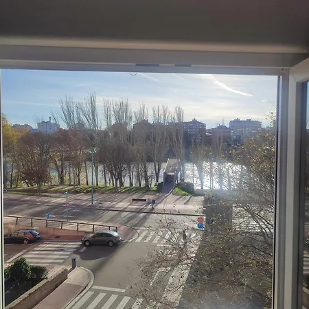 Cerca Plaza Pilar * Сарагоса