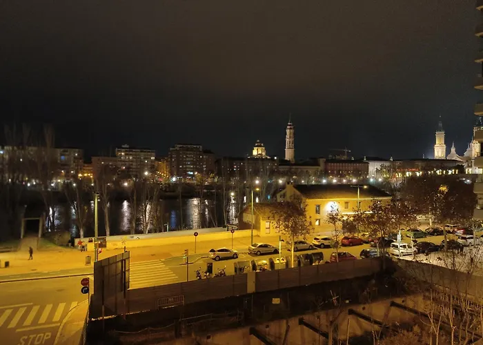 Cerca Plaza Pilar דירה *